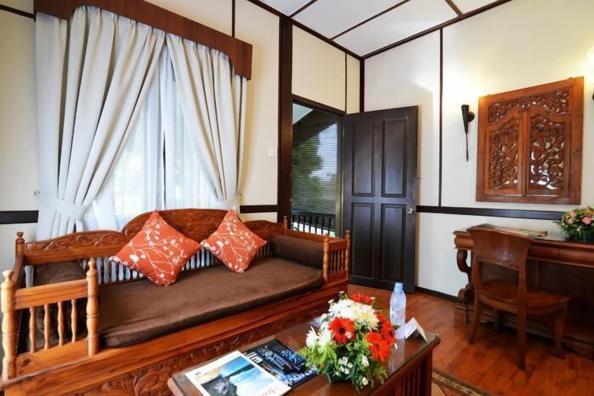 Vivilla By Holiday Villa Cherating Eksteriør bilde